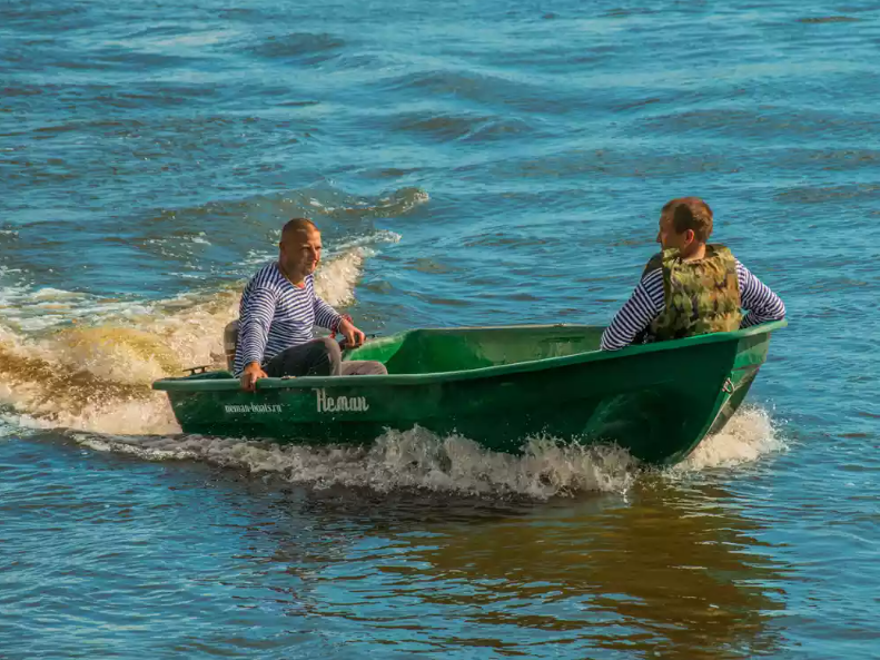 Стеклопластиковая лодка Neman-340 (тримаран) в Йошкар-Оле