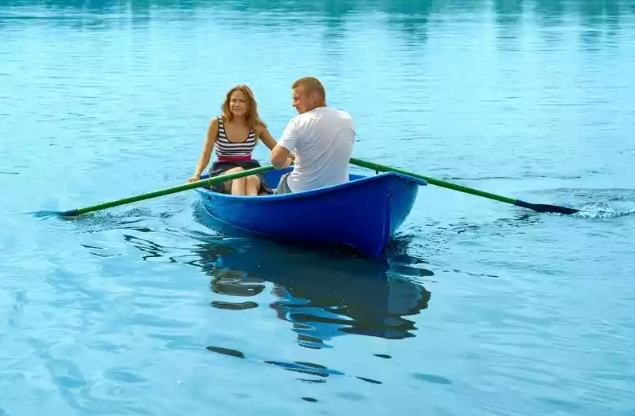 Стеклопластиковая лодка Дельфин в Йошкар-Оле