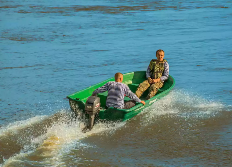 Стеклопластиковая лодка Neman-340 (тримаран) в Йошкар-Оле