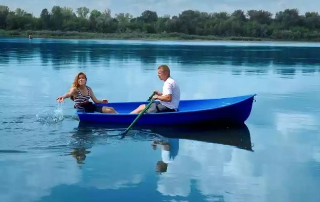 Стеклопластиковая лодка Дельфин в Йошкар-Оле