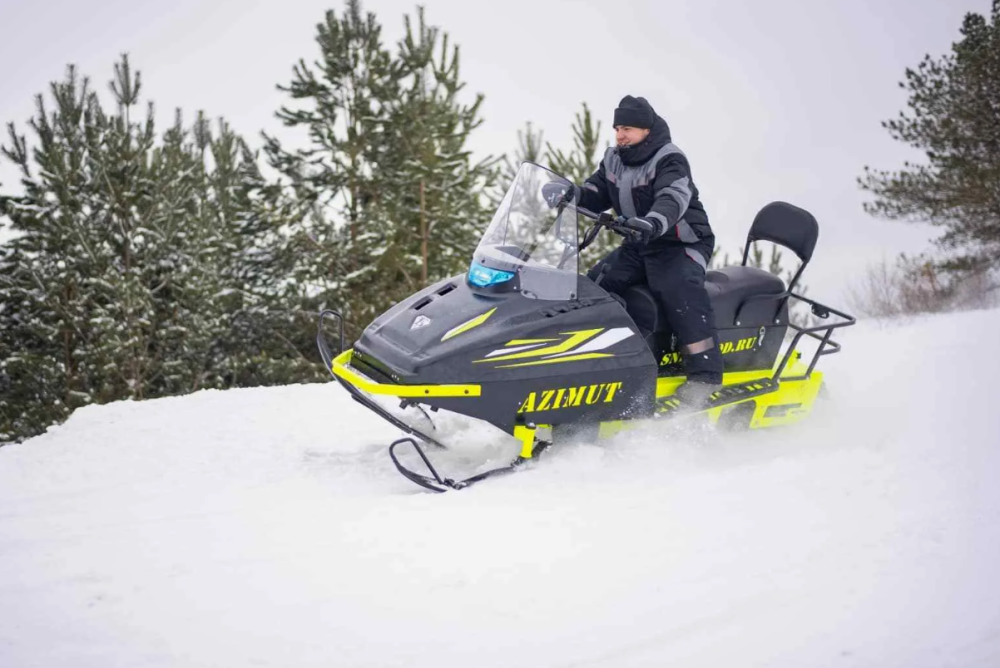 Миниснегоход Бурлак Азимут 24 л.с. , эл.запуск, реверс, тормоз гидравл, капот черный в Йошкар-Оле