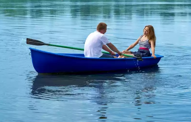 Стеклопластиковая лодка Дельфин в Йошкар-Оле