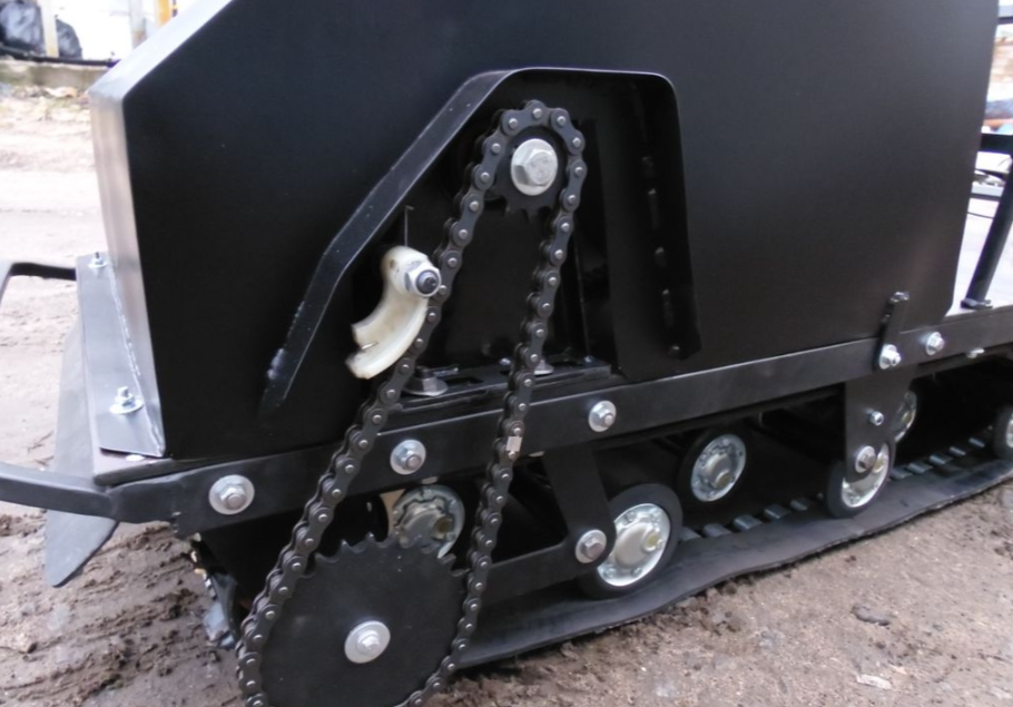 Мотобуксировщик AhtaR Зима 15 л/с с вариатором в Йошкар-Оле