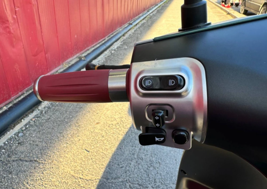 Скутер PROMAX Miami 240 (49) в Йошкар-Оле