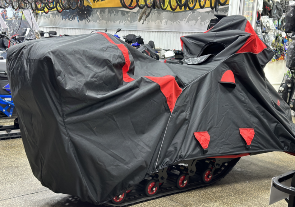 Чехол транспорт. снегохода IKUDZO HUNTER черно-красный Оксфорд ПРЕМИУМ качества с лого IKUDZO в Йошкар-Оле