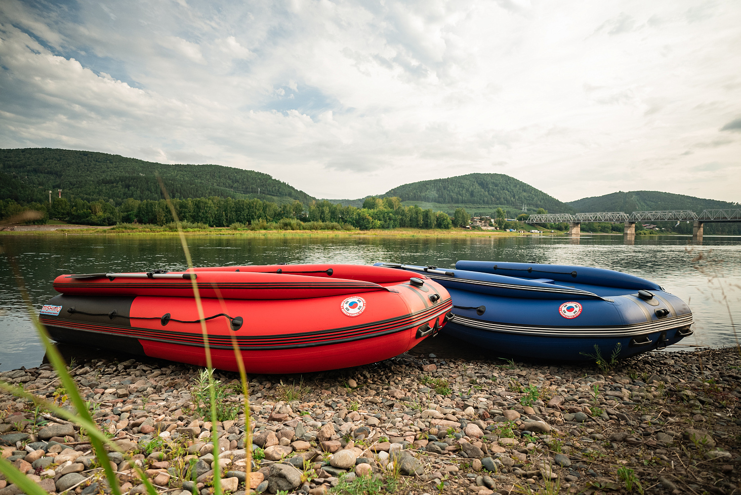 Лодка MISHIMO RIVER FJET PRO 430  под водомет в Йошкар-Оле