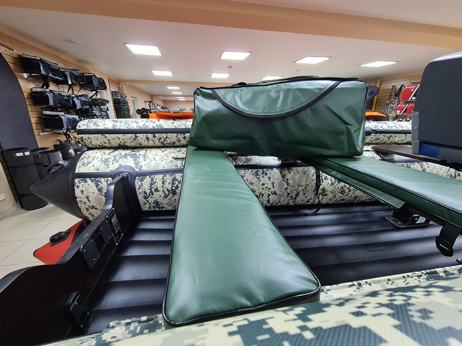 КОМПЛЕКТ МЯГКИХ НАКЛАДОК С СУМКОЙ ДЛЯ ЛОДОК 110Х20 ЗЕЛЕНЫЙ в Йошкар-Оле