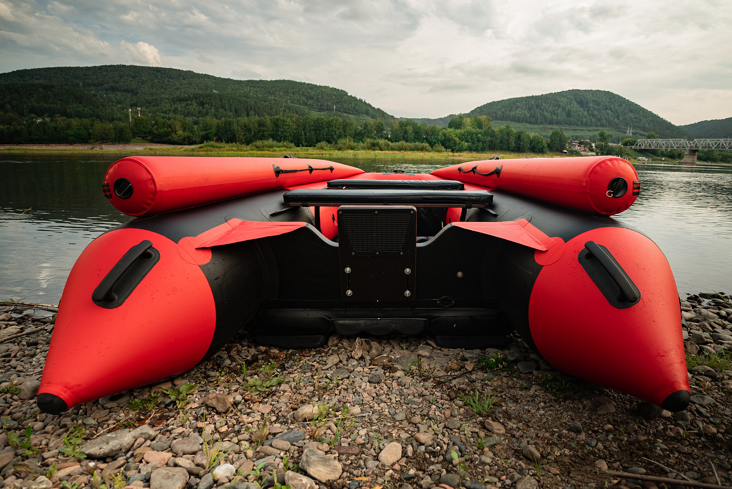 Лодка MISHIMO RIVER FJET PRO 430  под водомет в Йошкар-Оле