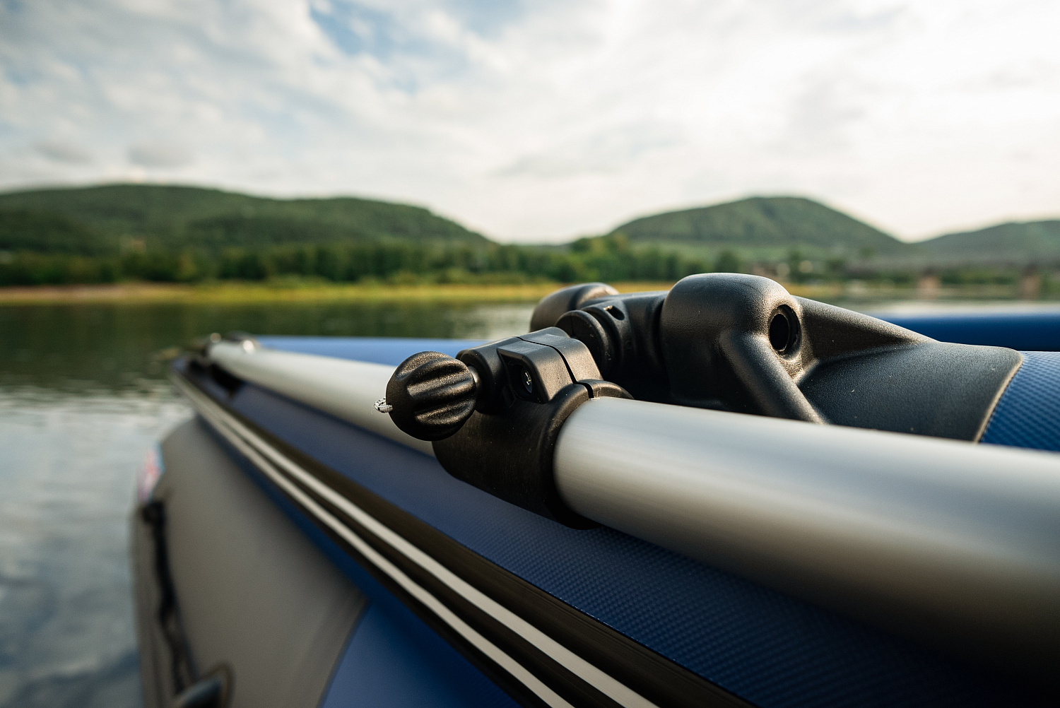 Лодка MISHIMO RIVER FJET PRO 430  под водомет в Йошкар-Оле